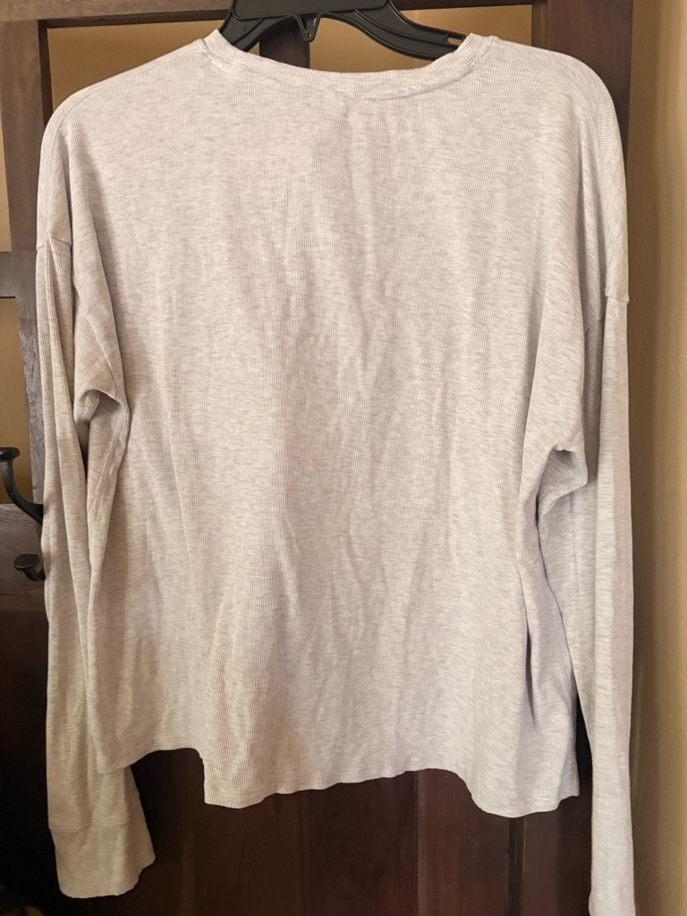 Vuori ribbed crewneck, size M - Picture 6 of 6